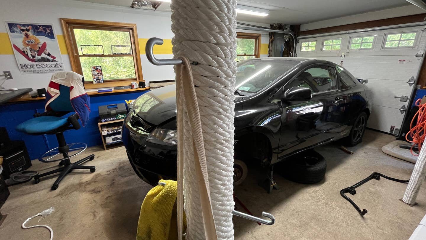 Decorative rope in a garage.