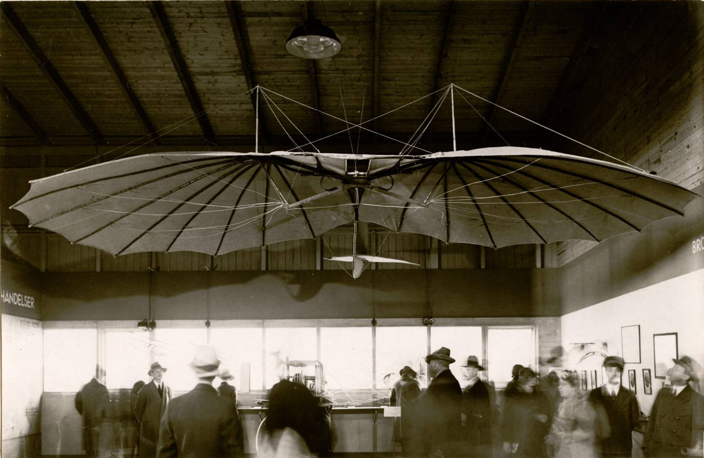 A replica of Otto Lilienthal's glider, 1931.<em> Credit: National Museum of Science and Technology/Wikimedia Commons</em>
