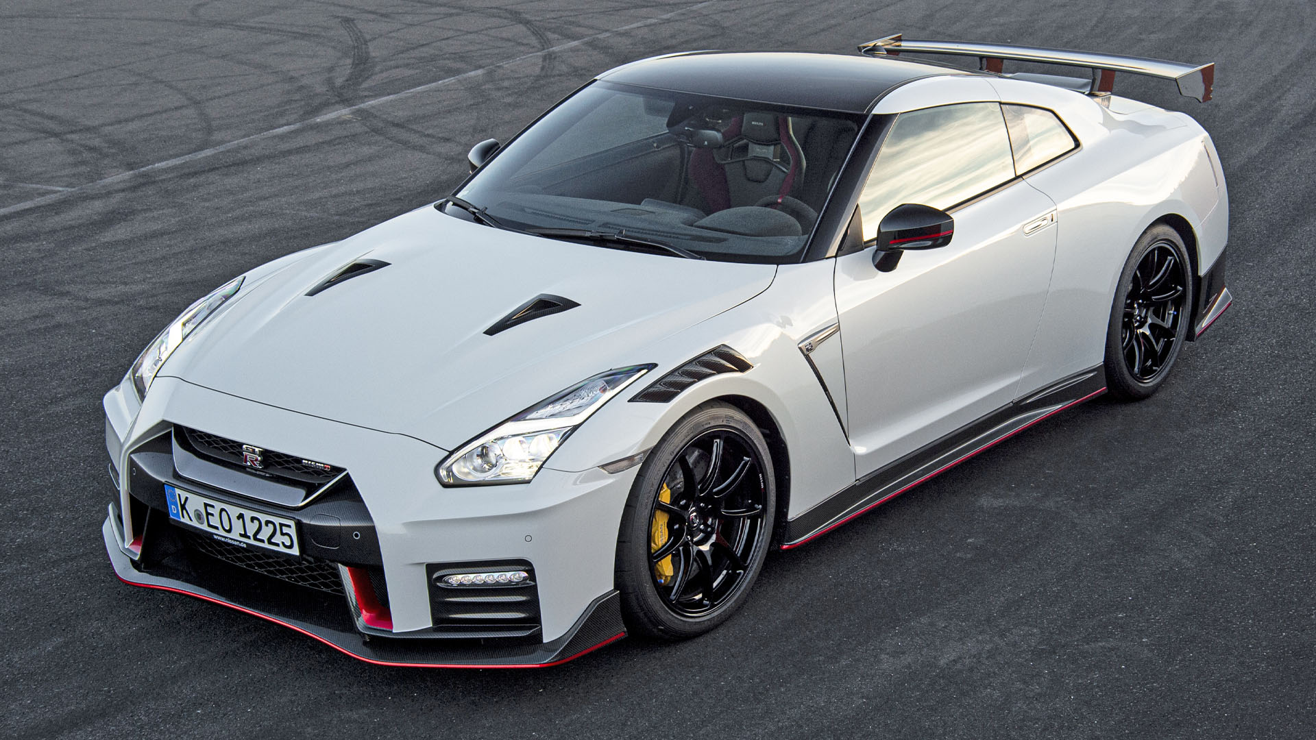A Nismo Hybrid Sports Car is Coming This Decade