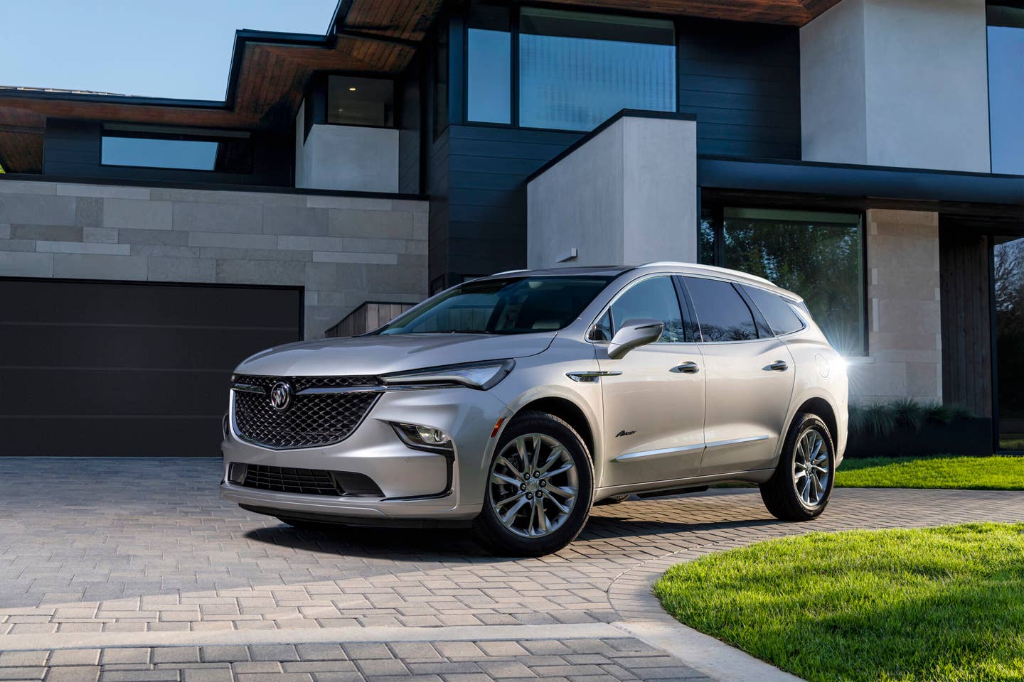 GM Offering Buyout to Buick Dealers Who Don’t Want to Sell Its EVs