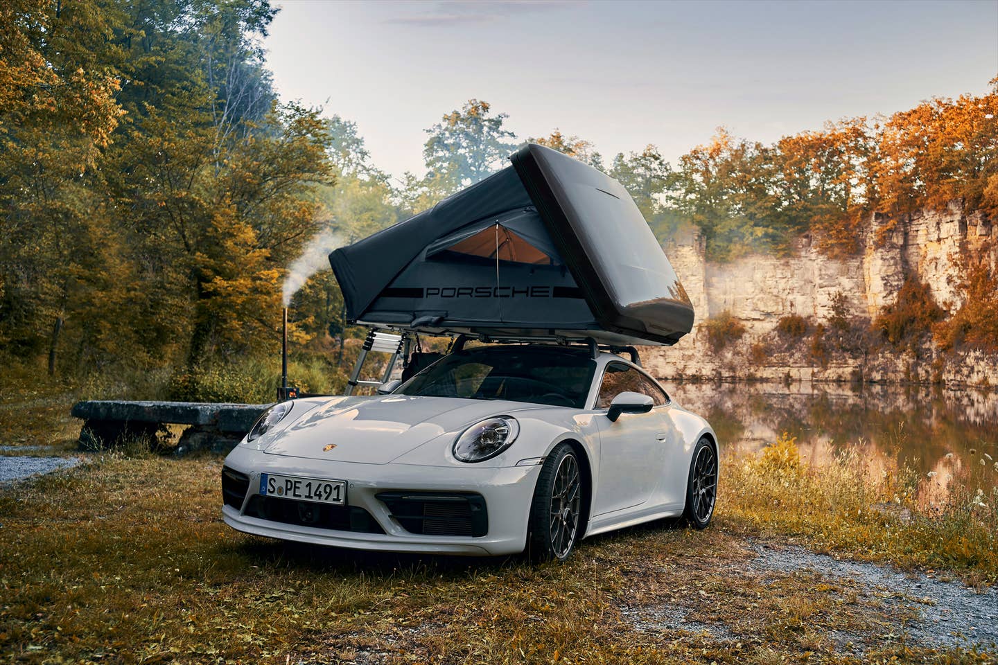 Porsche 911 with roof tent