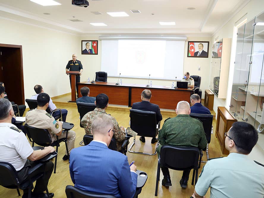Chief of the International Military Cooperation Department of the Ministry of Defense, Major General Huseyn Mahmudov, briefed military attachés accredited to the Republic of Azerbaijan on Sept. 13. (Azerbaijan Defense Ministry photo)