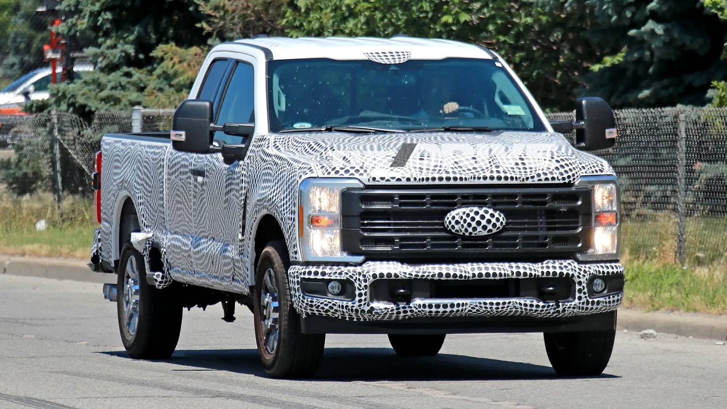 New 6.8L V8 To Debut in 2023 Ford Super Duty: Report