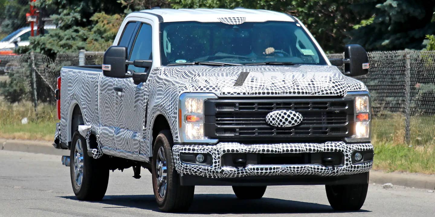 New 6.8L V8 To Debut in 2023 Ford Super Duty: Report