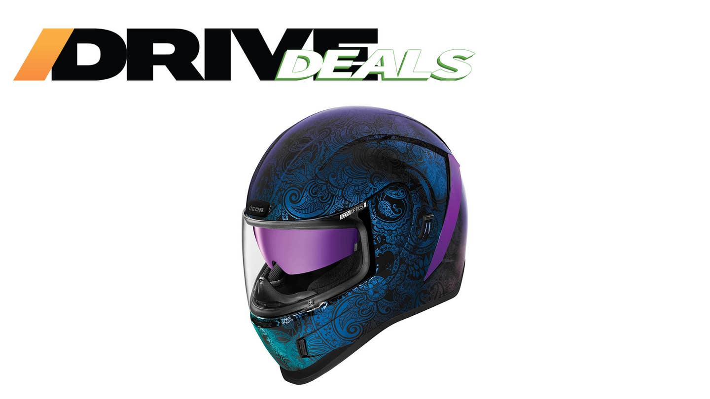 RevZilla Thinks With Its Head: Big Helmet Sale in Progress