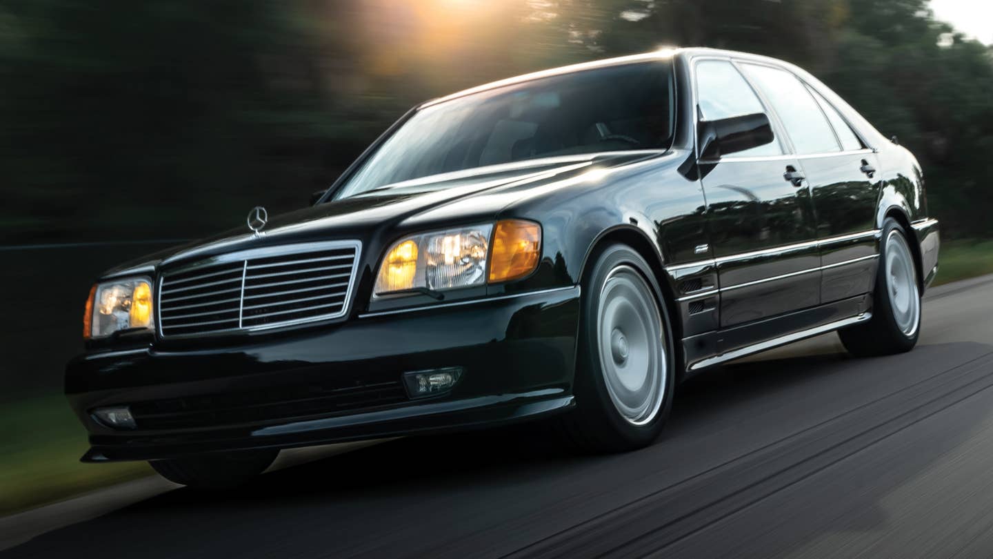 This Tuned Renntech S76R S-Class Mercedes Makes 615 HP From a 7.6-Liter V12