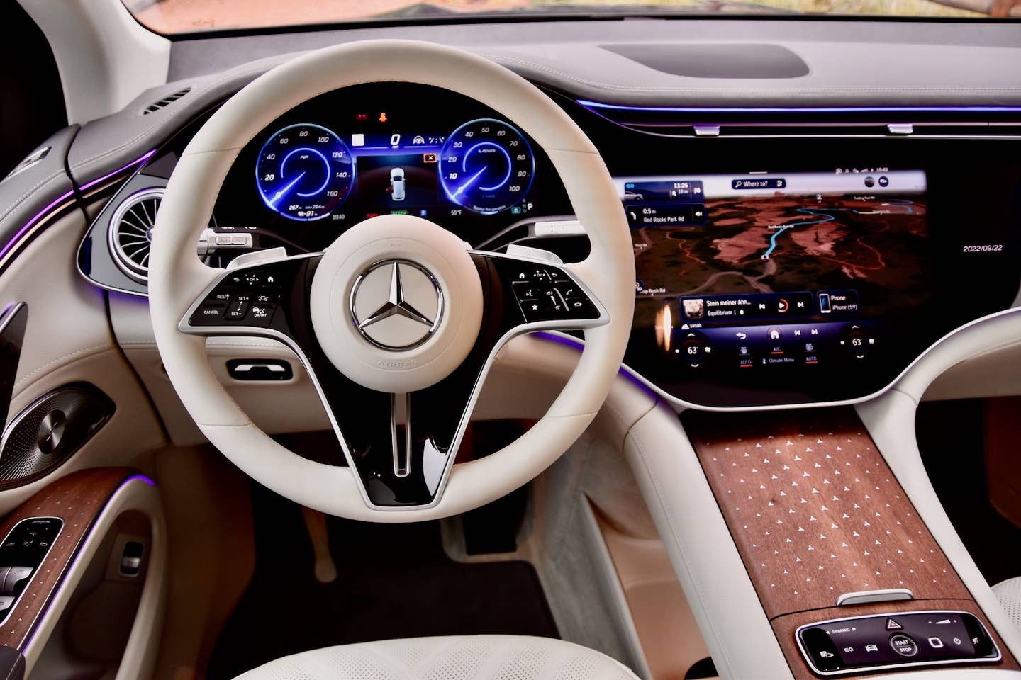 2023 Mercedes EQS SUV 580 4Matic interior. <em>James Gilboy</em>