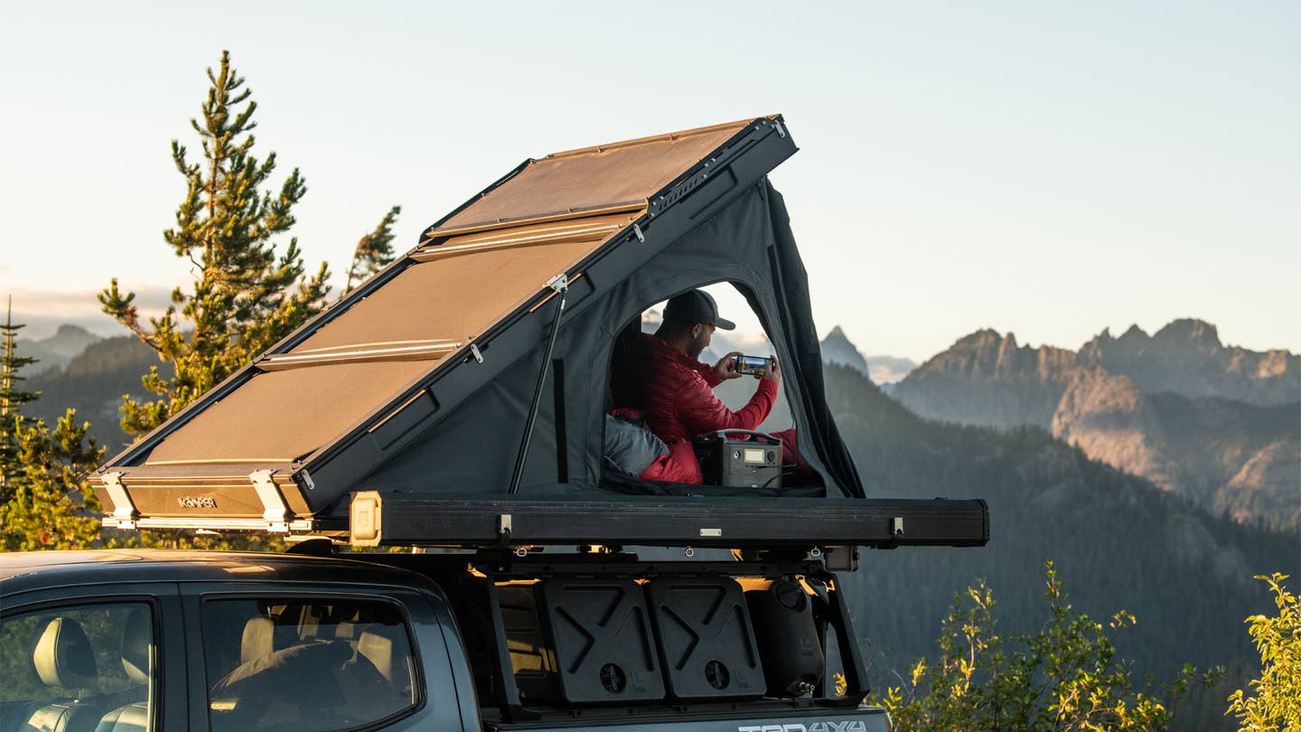 iKamper Introduces New Blue Dot Voyager Rooftop Tents