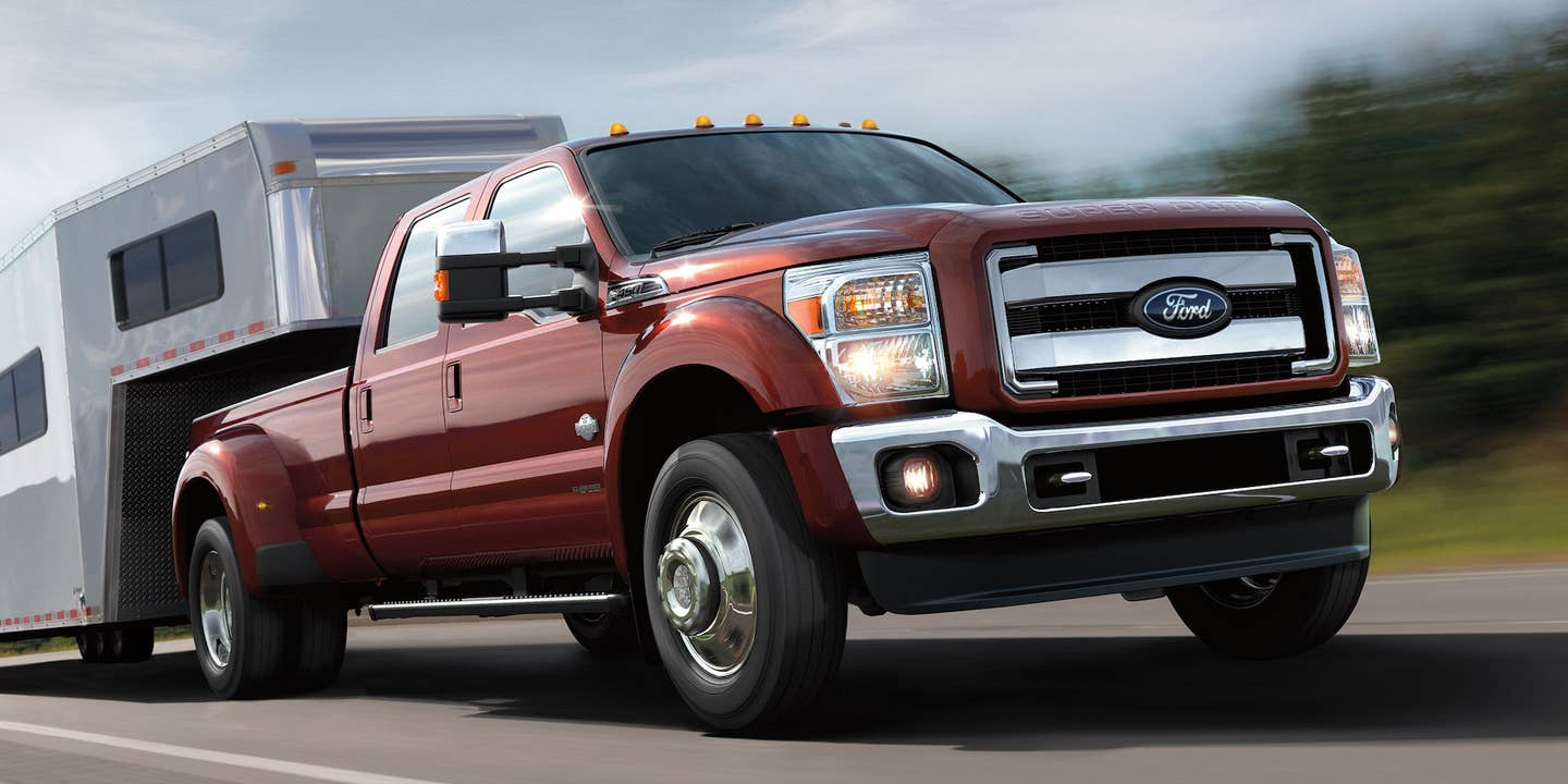 Lawsuit Claims Ford Super Duty Truck Roofs Weren’t Tested, Easily Collapse