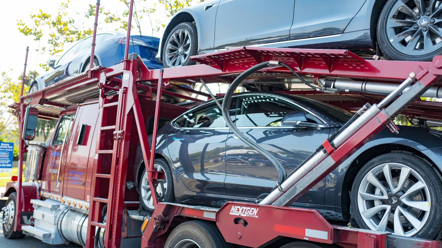 EVs Are Too Heavy for Current Road Weight Limits, Car Haulers Say