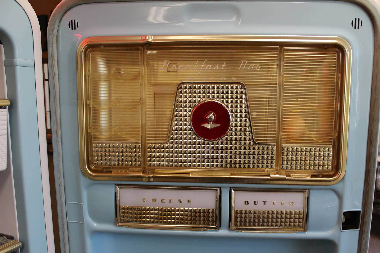 A '50s Kelvinator Foodarama