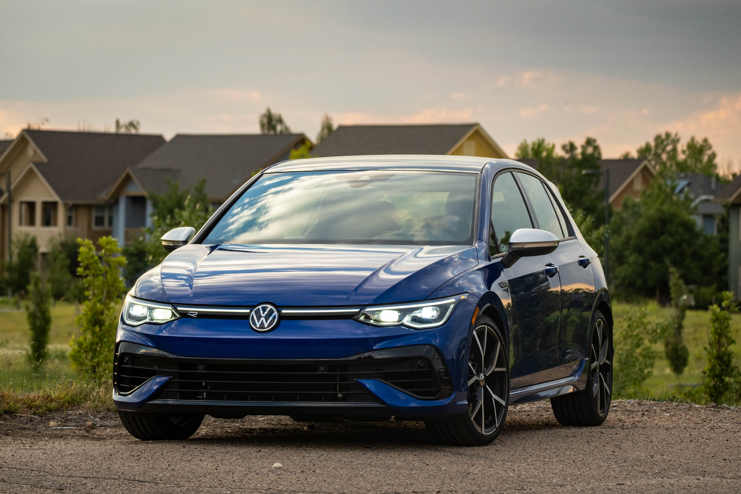 All-New 2022 VW Golf R review // The perfect hot hatch! 