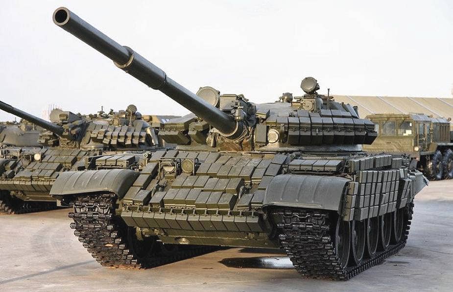 A T-62MV tank with  Kontakt-1 explosive reactive armor. <em>Vitaly Kuzmin</em>