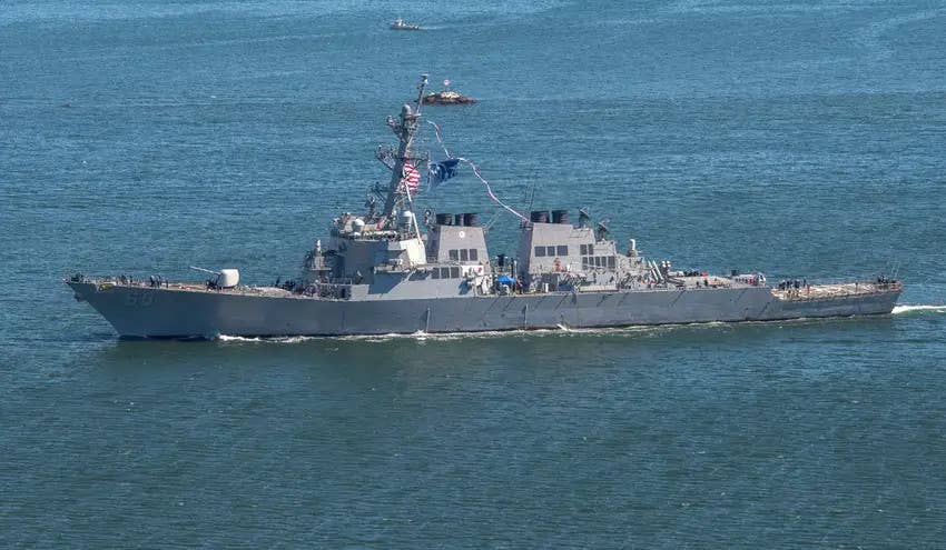 The <em>Arleigh Burke</em> class destroyer USS <em>Paul Hamilton</em>, which had a series of encounters with unidentified drones off the coast of southern California in 2019. <em>USN</em>