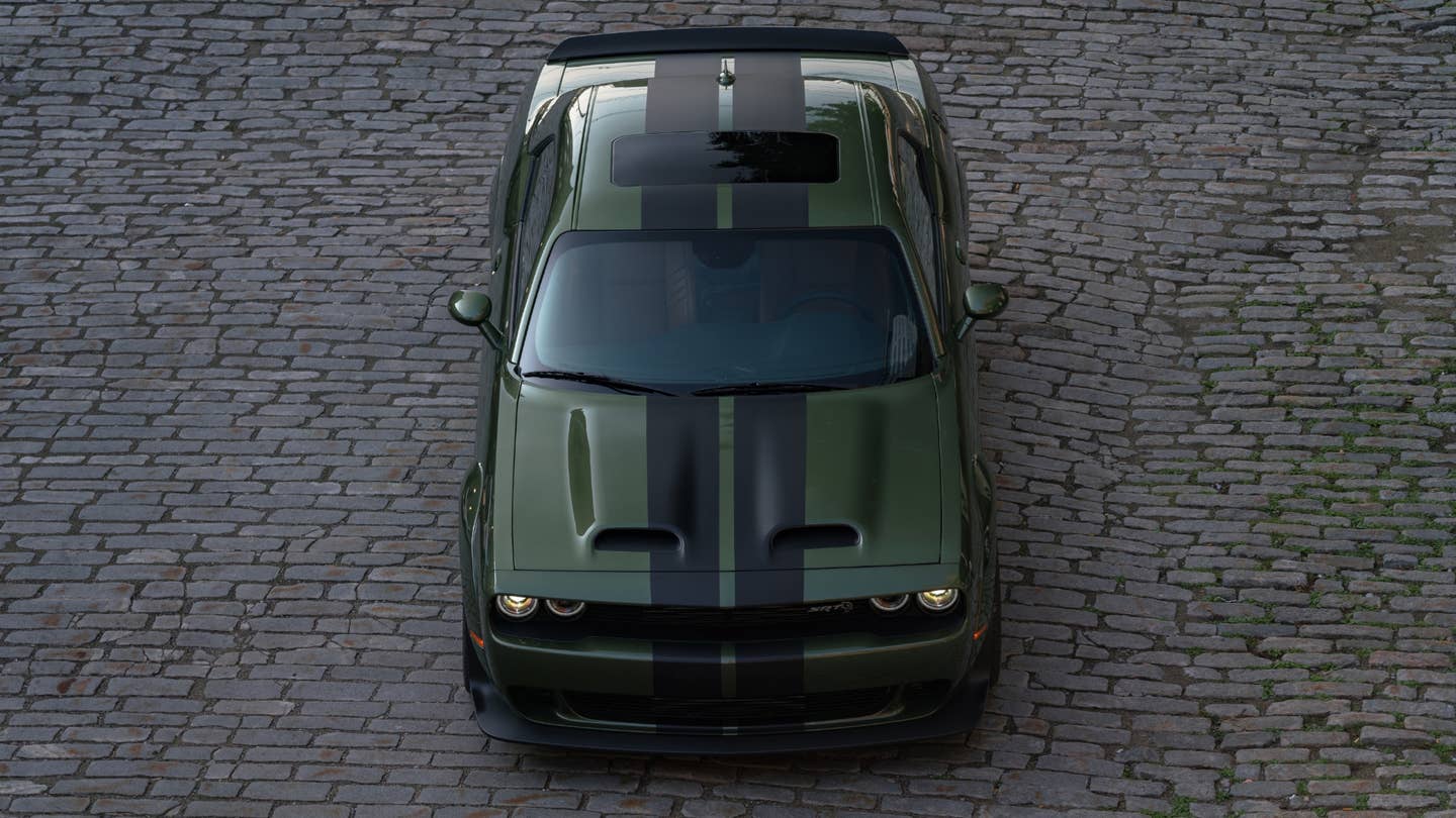 2023 Dodge Challenger SRT Hellcat Gets Its Manual Back, Finally