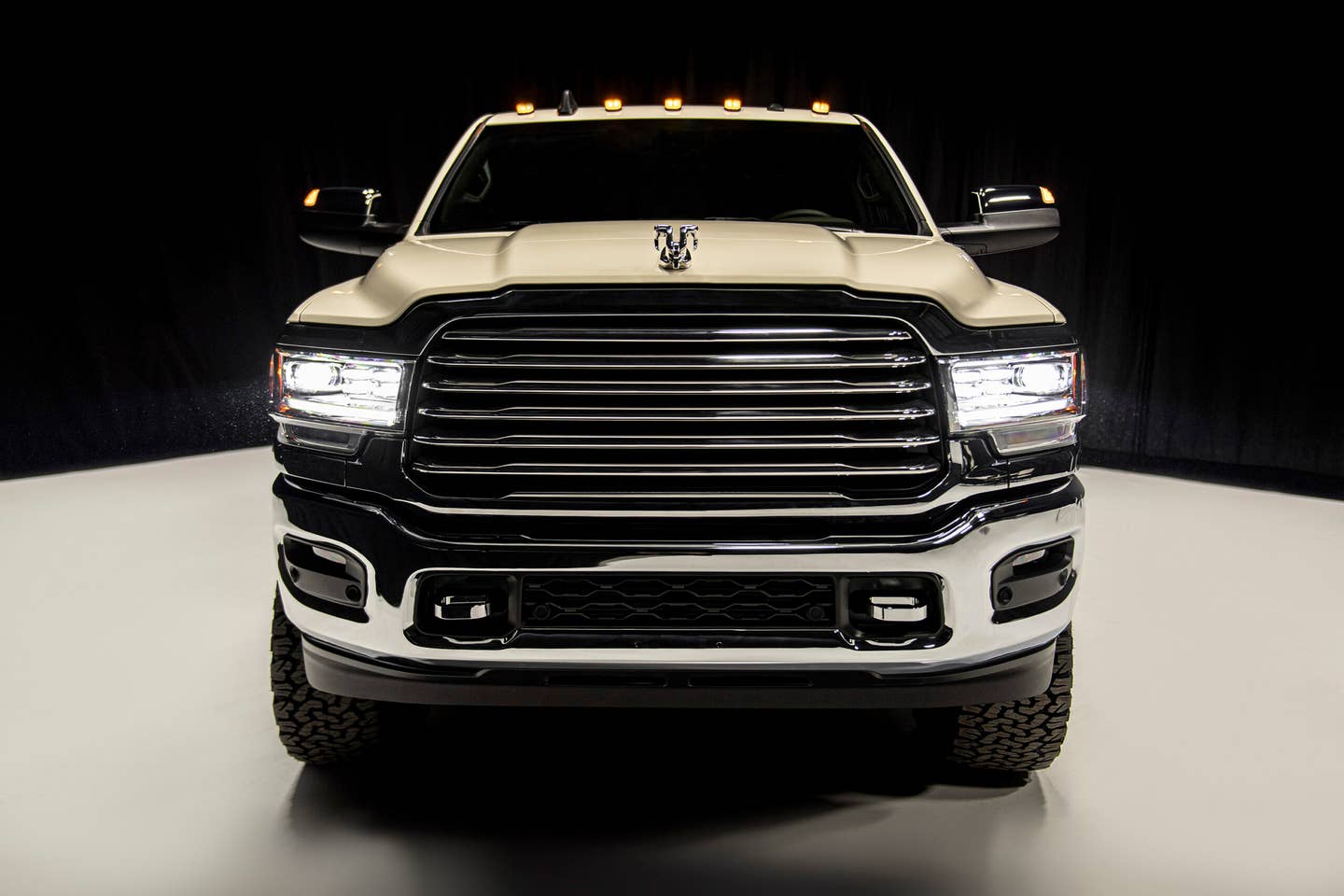 The Ram Truck brand and Chris Stapleton create one-of-a-kind Ram “Traveller” truck designed by the eight-time Grammy-winning artist in collaboration with the Ram Truck design team