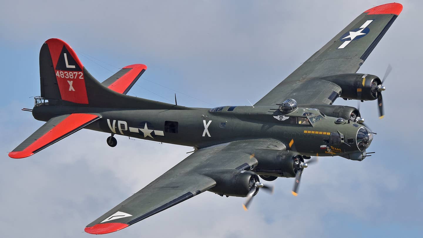 B-17 In Horrific Mid-Air Collision At Dallas Airshow (Updated)