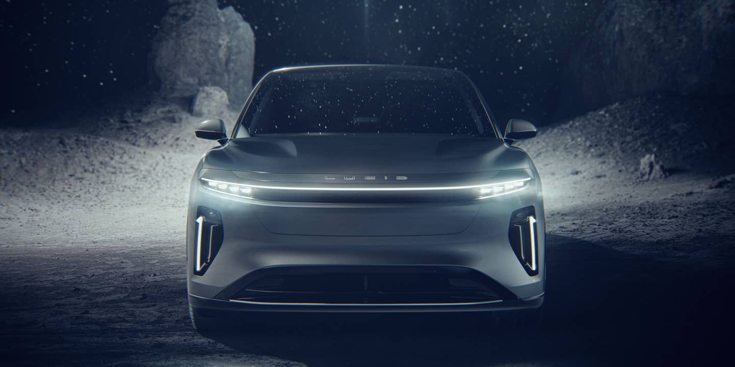 Lucid Touts Gravity’s Electric SUV’s Configurable Interior Alongside New Air Variants