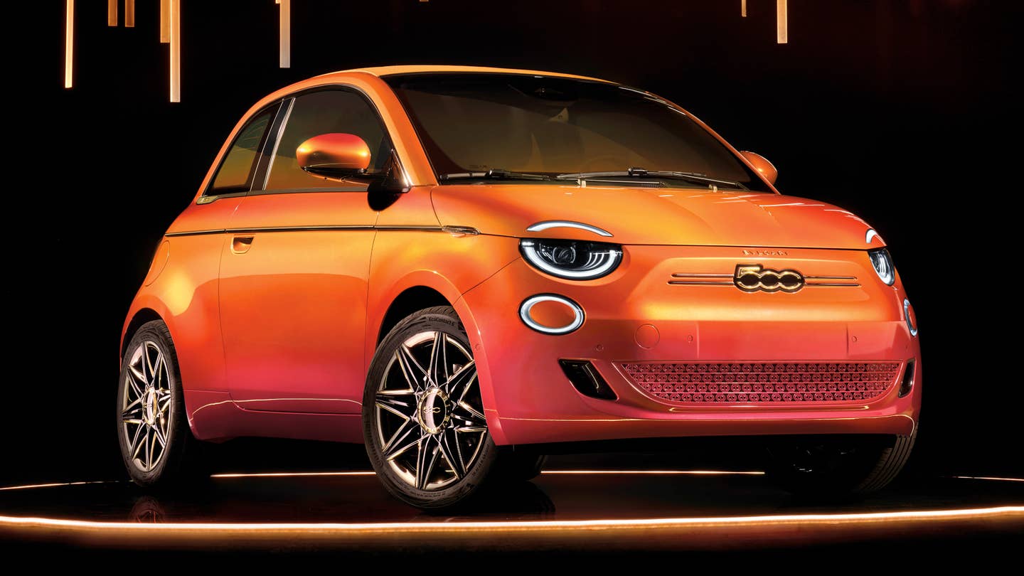 The 2024 Fiat 500e Is Coming to America