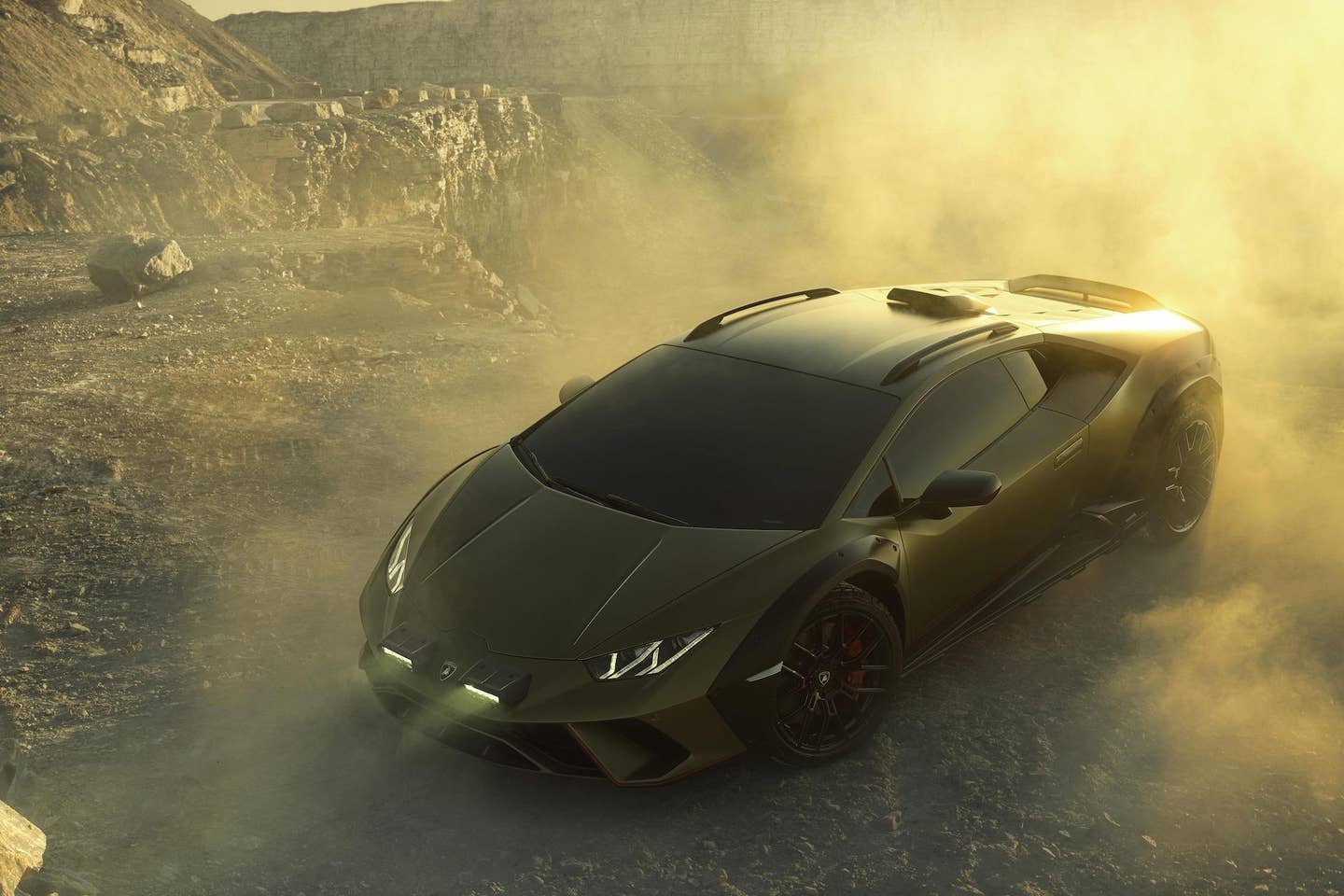 <em>Lamborghini</em>