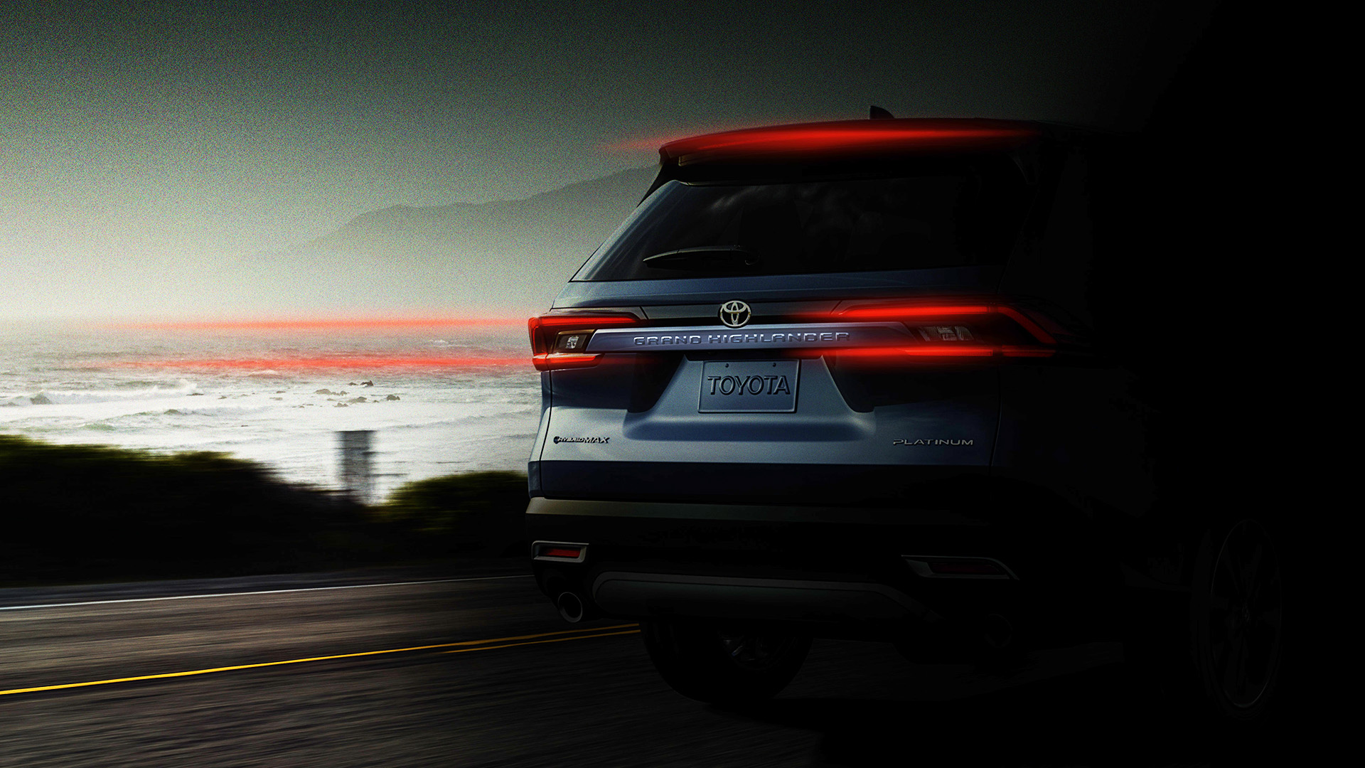 This Is the Upcoming 3-Row Toyota Grand Highlander’s Bigger Rear End