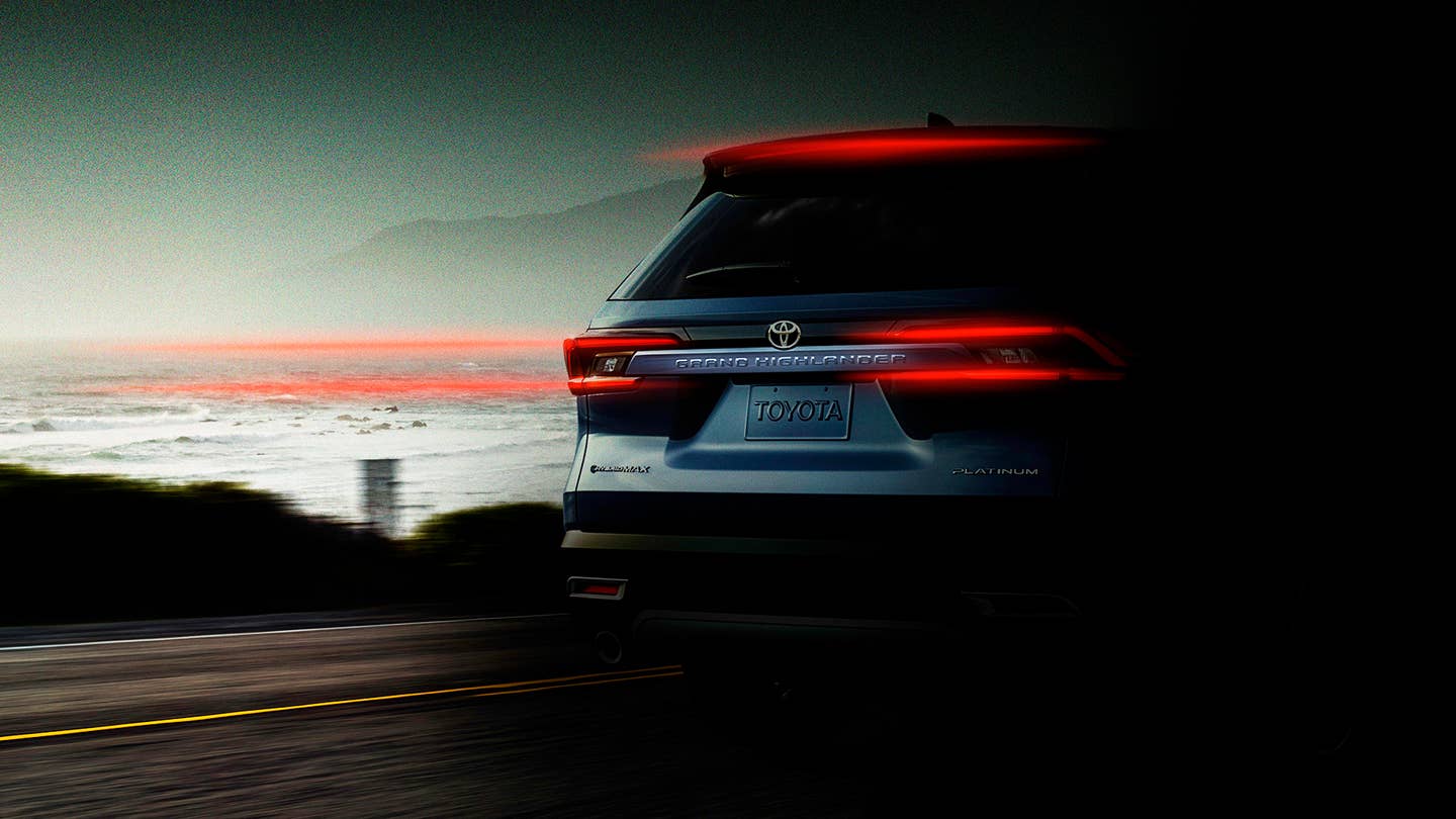 This Is the Upcoming 3-Row Toyota Grand Highlander’s Bigger Rear End