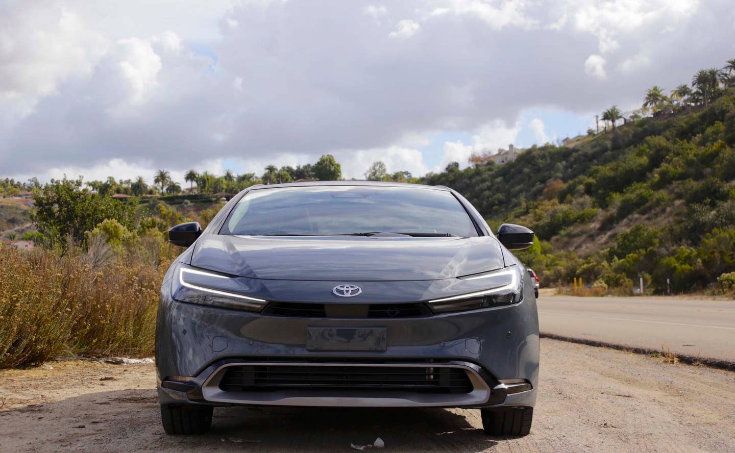 2023 toyota prius first drive front end