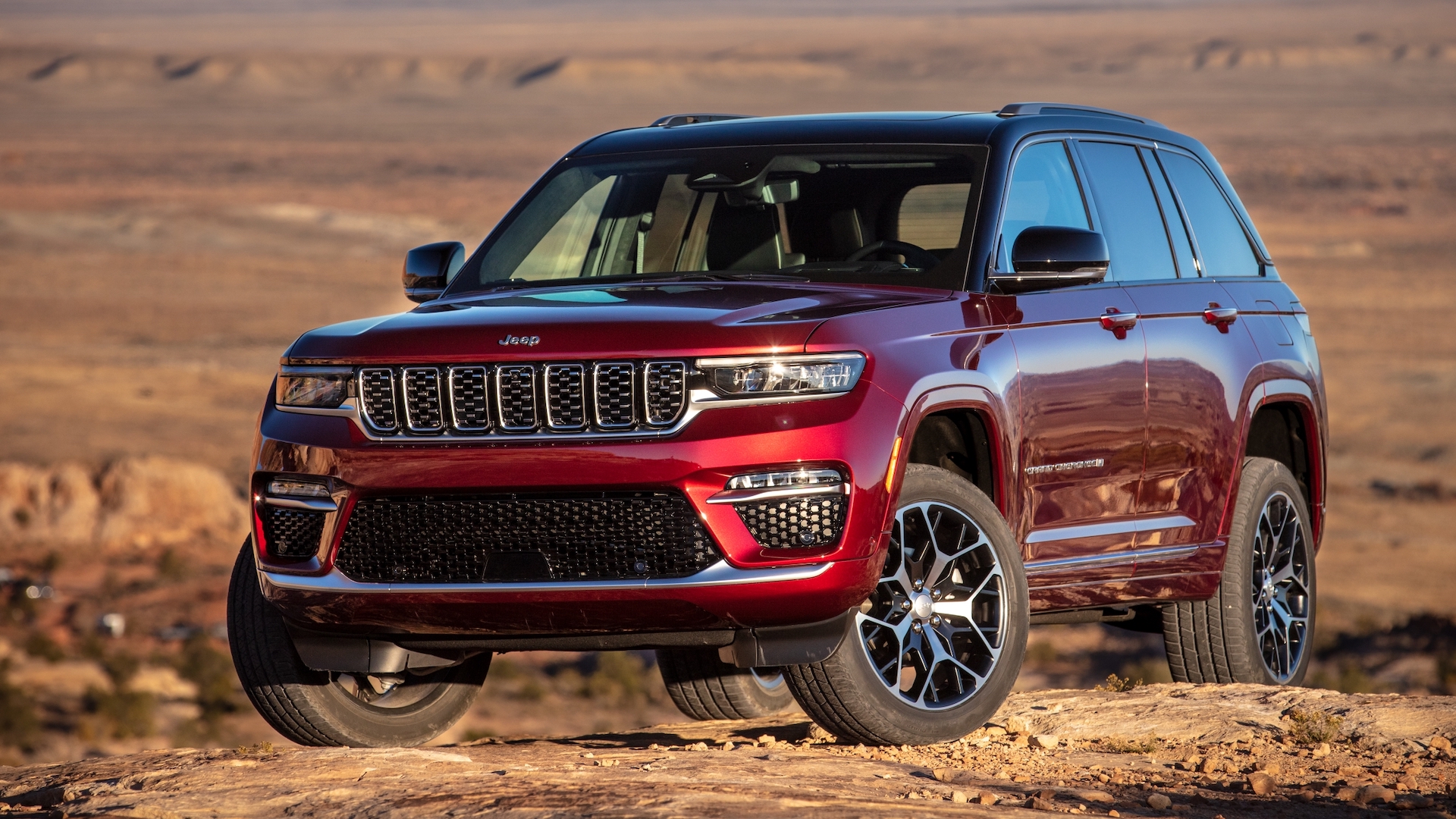 Pronunciar letra Arriba 2023 Jeep Grand Cherokee Loses 5.7L V8 in a Sign of What's Coming
