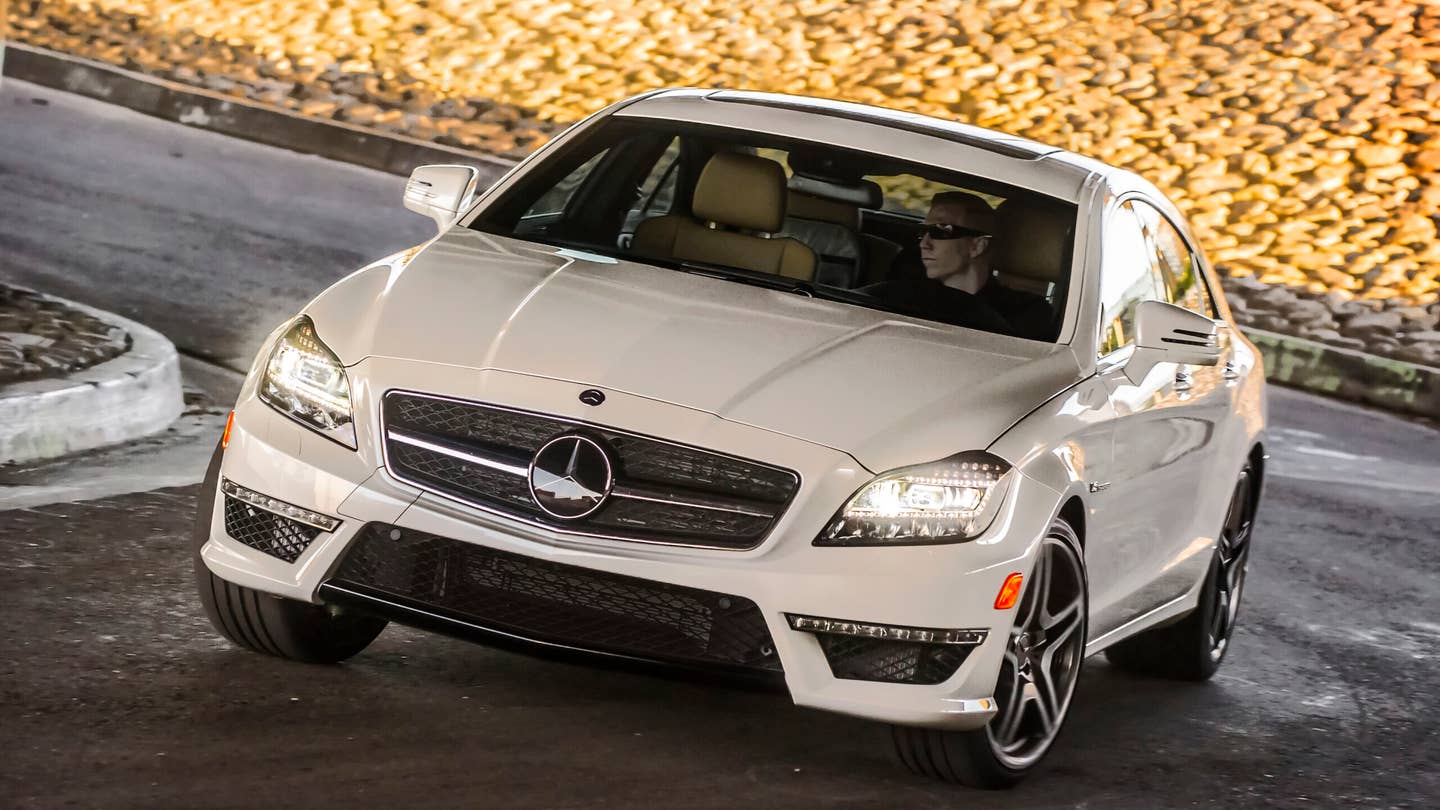 Mercedes Recalls More Than 120,000 Cars for Sunroofs That Can Detach, Again
