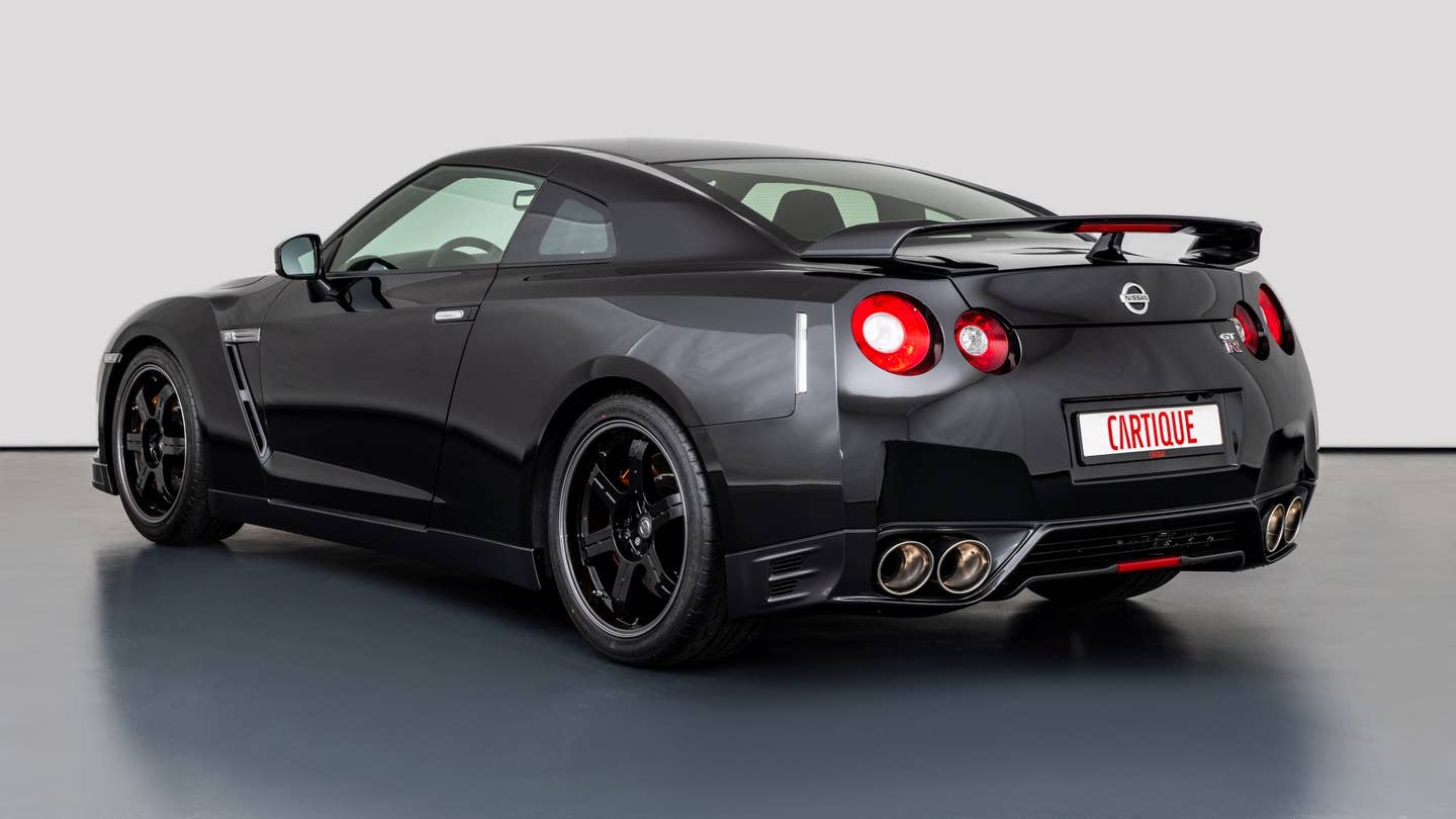 F1 Champ Sebastian Vettel Is Selling His Nissan GT-R With Just 93 Miles