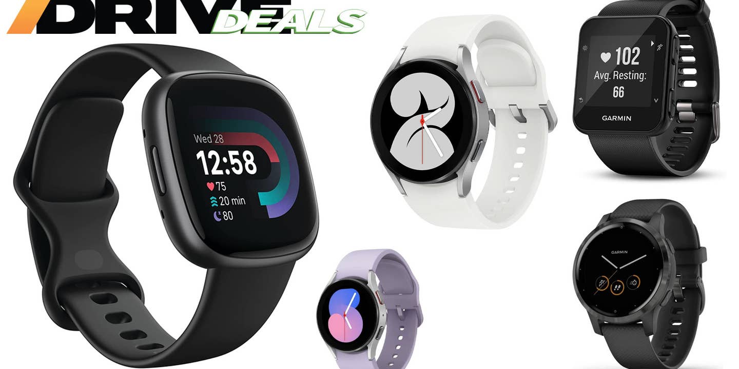 Get Into The Mystique of a Round LCD Displays With These Smartwatch Deals
