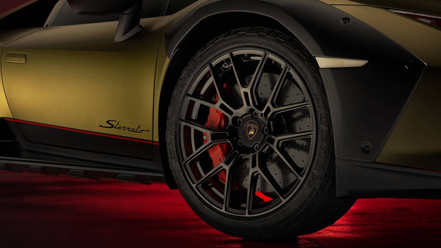 Bridgestone Made the First All-Terrain Run-Flat Tire for the Lamborghini Huracan Sterrato