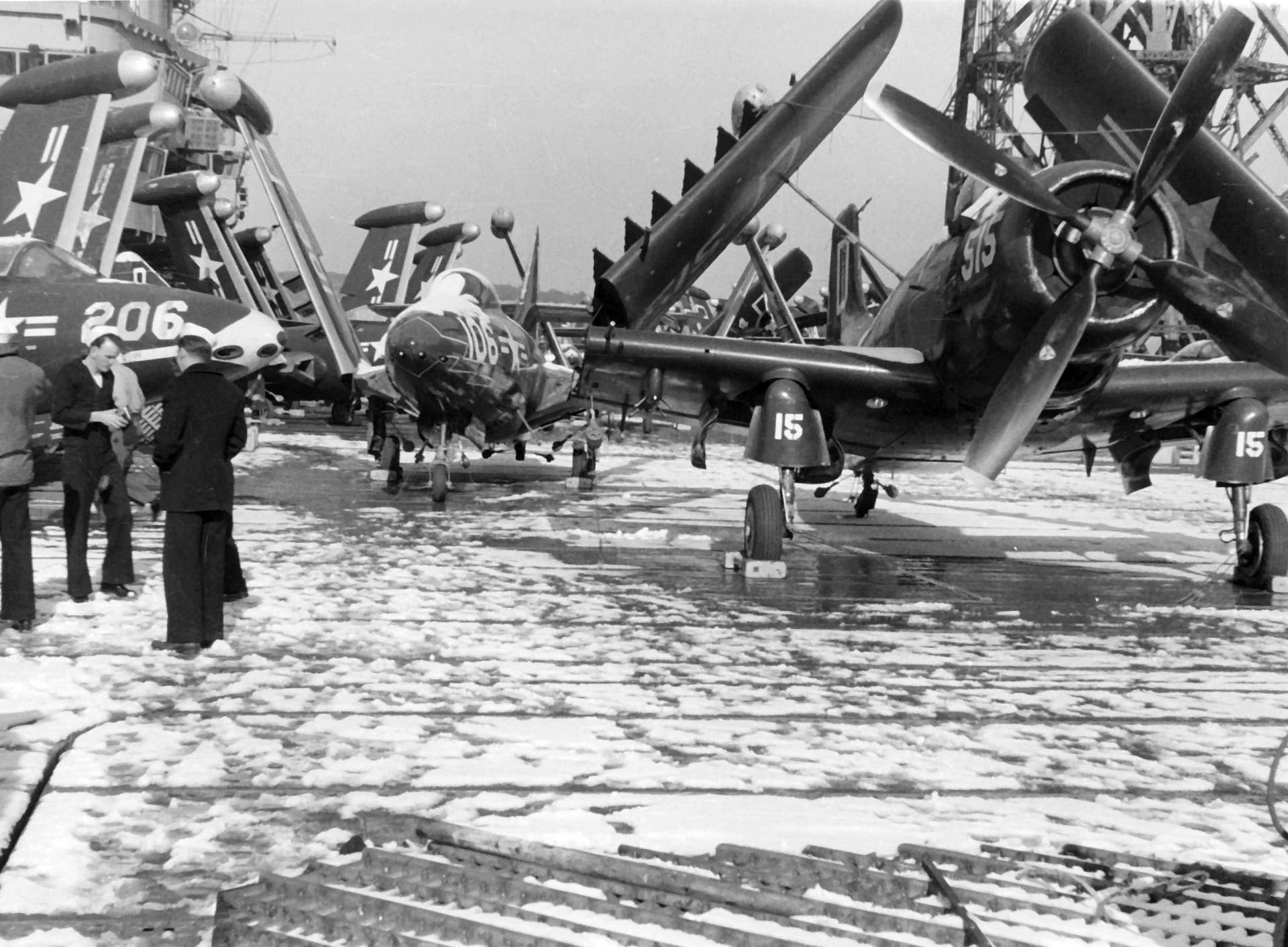 Carrier_Air_Group_12_aircraft_on_USS_Oriskany_CVA-34_in_early_1953.jpg