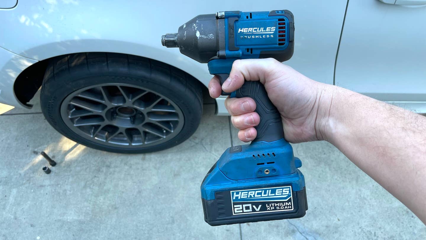 Harbor Freight Hercules 20V Brushless Cordless 1/2 in. Compact 3-Speed Impact Wrench Review size