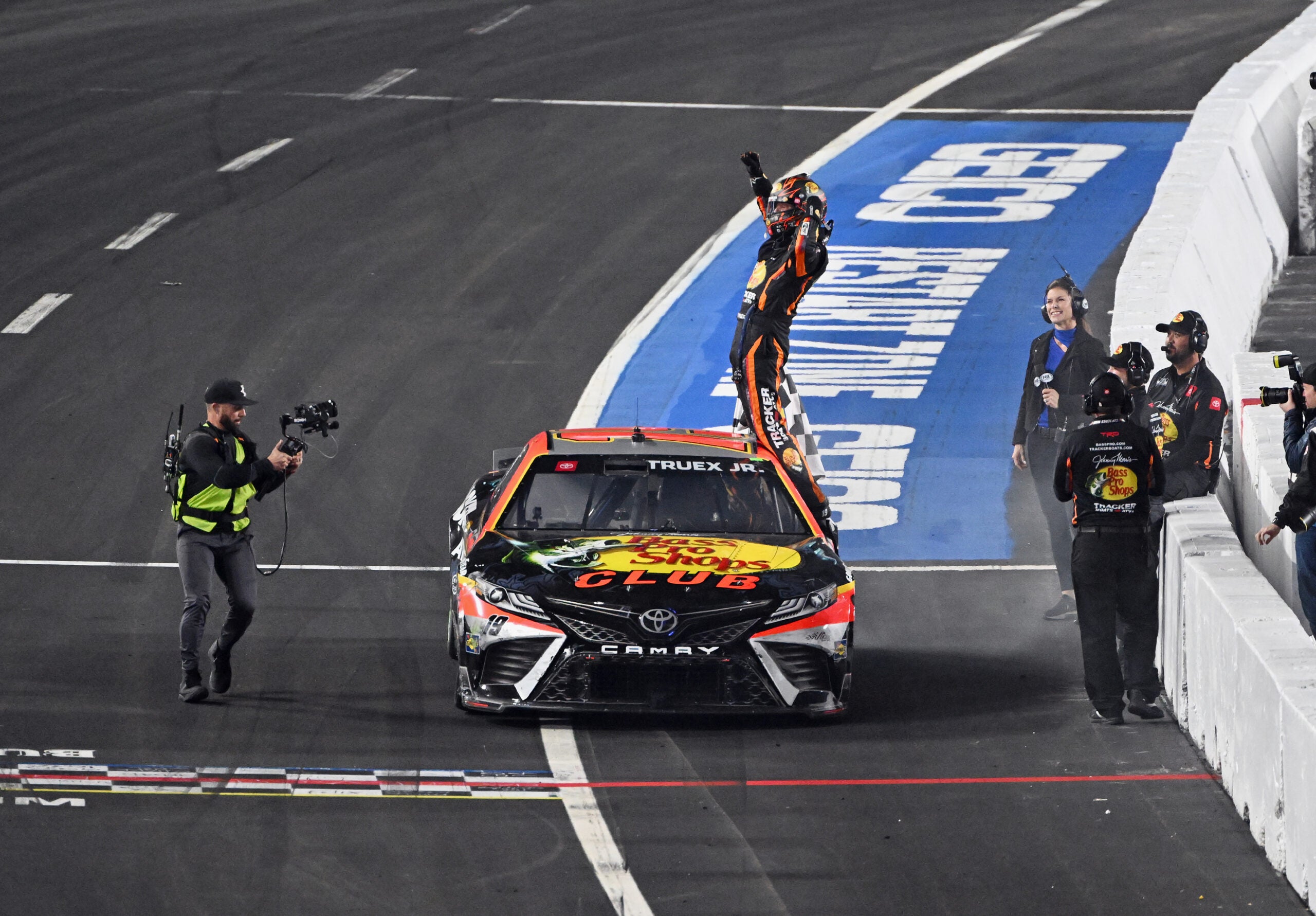 NASCARs Clash at the Coliseum Was Kind of a Mess This Year
