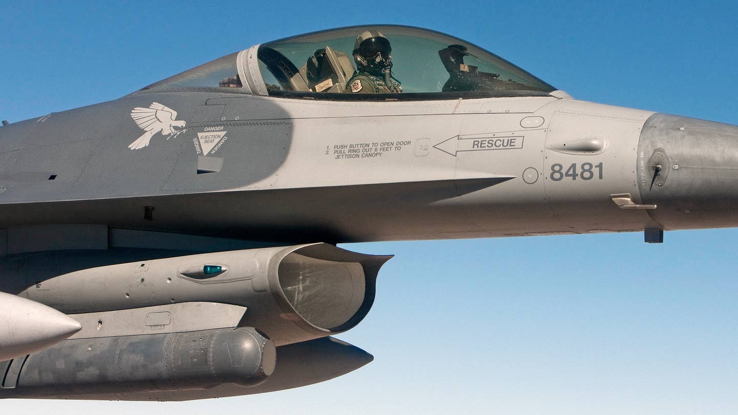 Listen To F-16 Pilots Intercept The Octagon Object Over Lake Huron