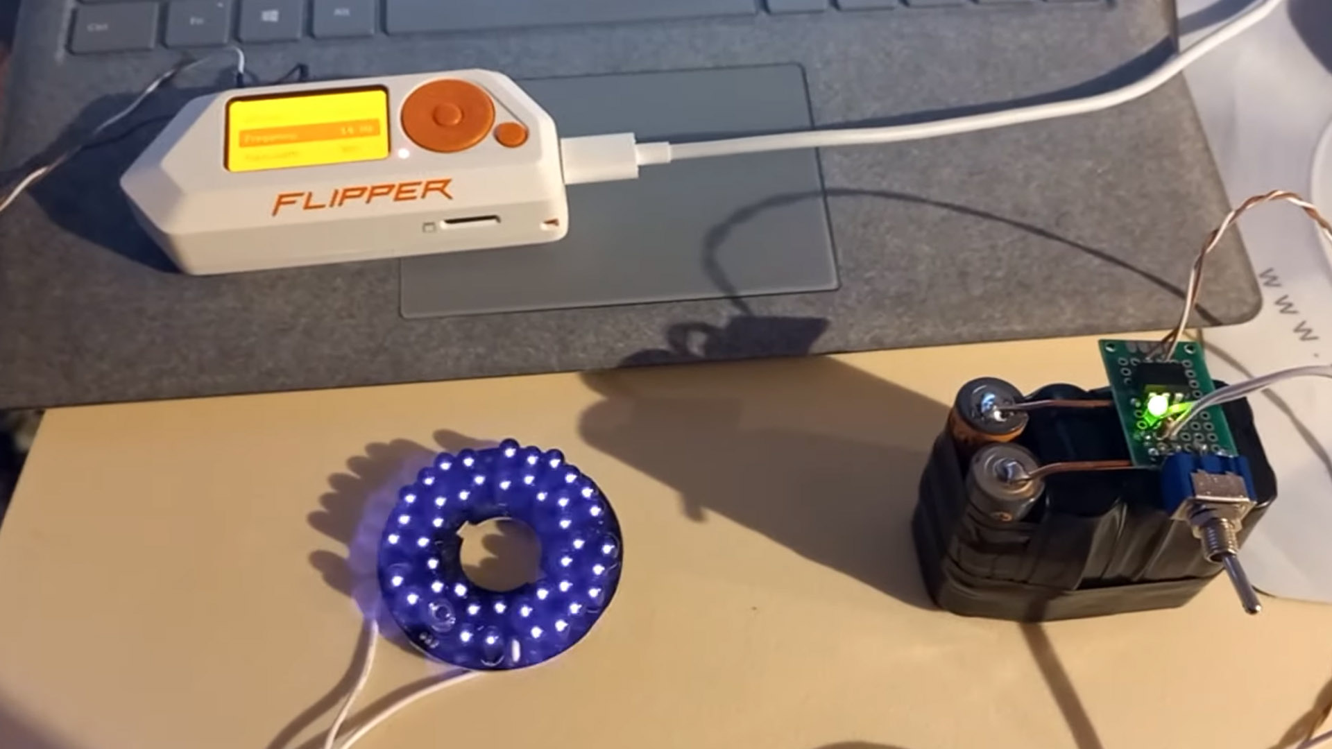 DIY Flipper Zero Opticom Transmitter