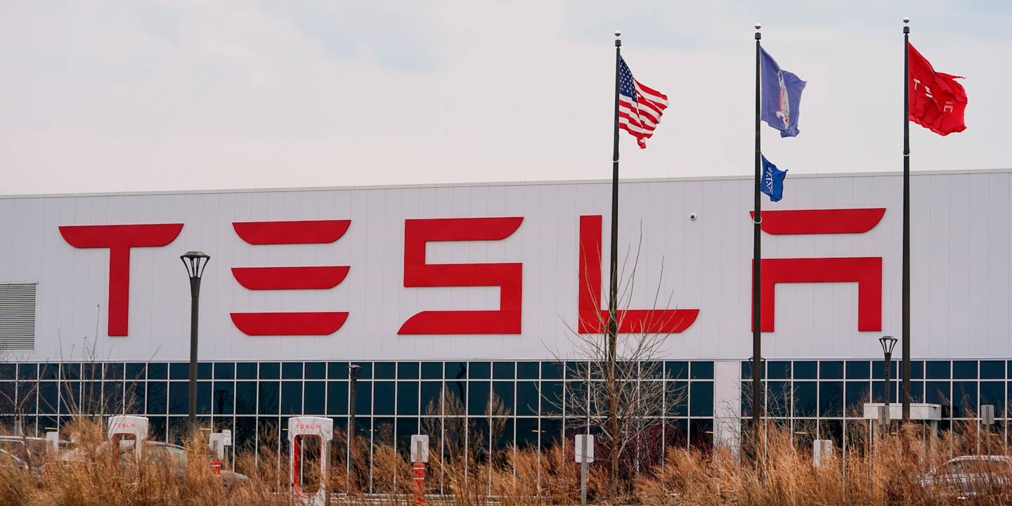 Tesla Workers Reportedly Fired After Trying to Unionize