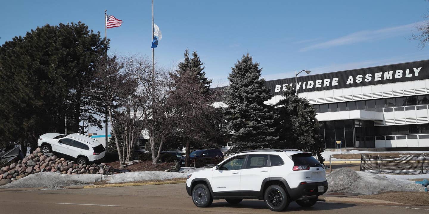 Stellantis Idles Jeep Cherokee Plant in Illinois, Setting Up Battle With Union