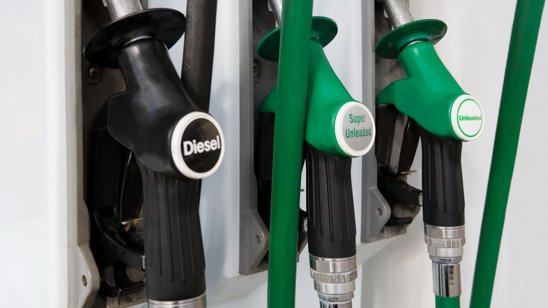 The Difference Between Diesel and Gasoline