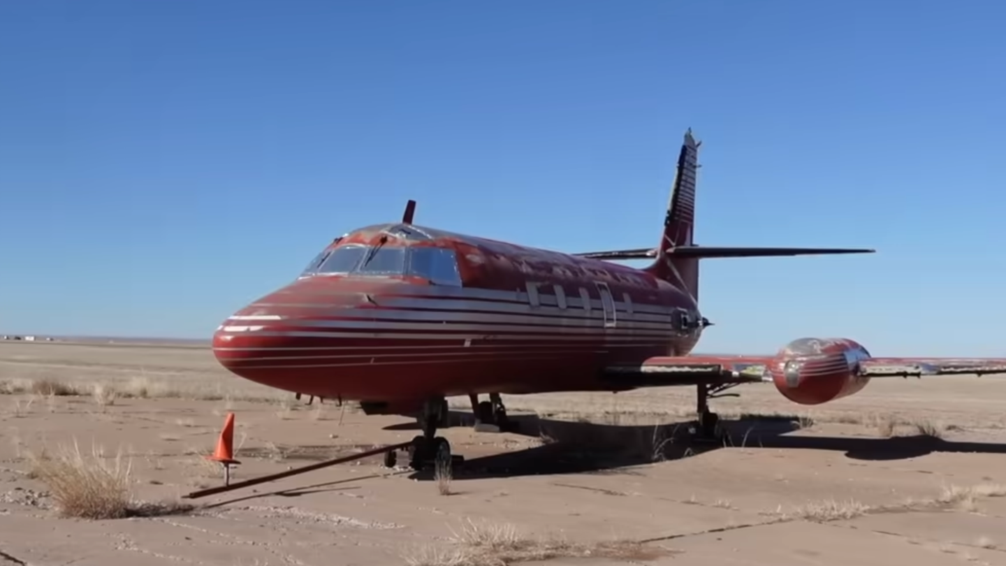 Elvis’ Old Private Jet Is Being Turned Into an RV
