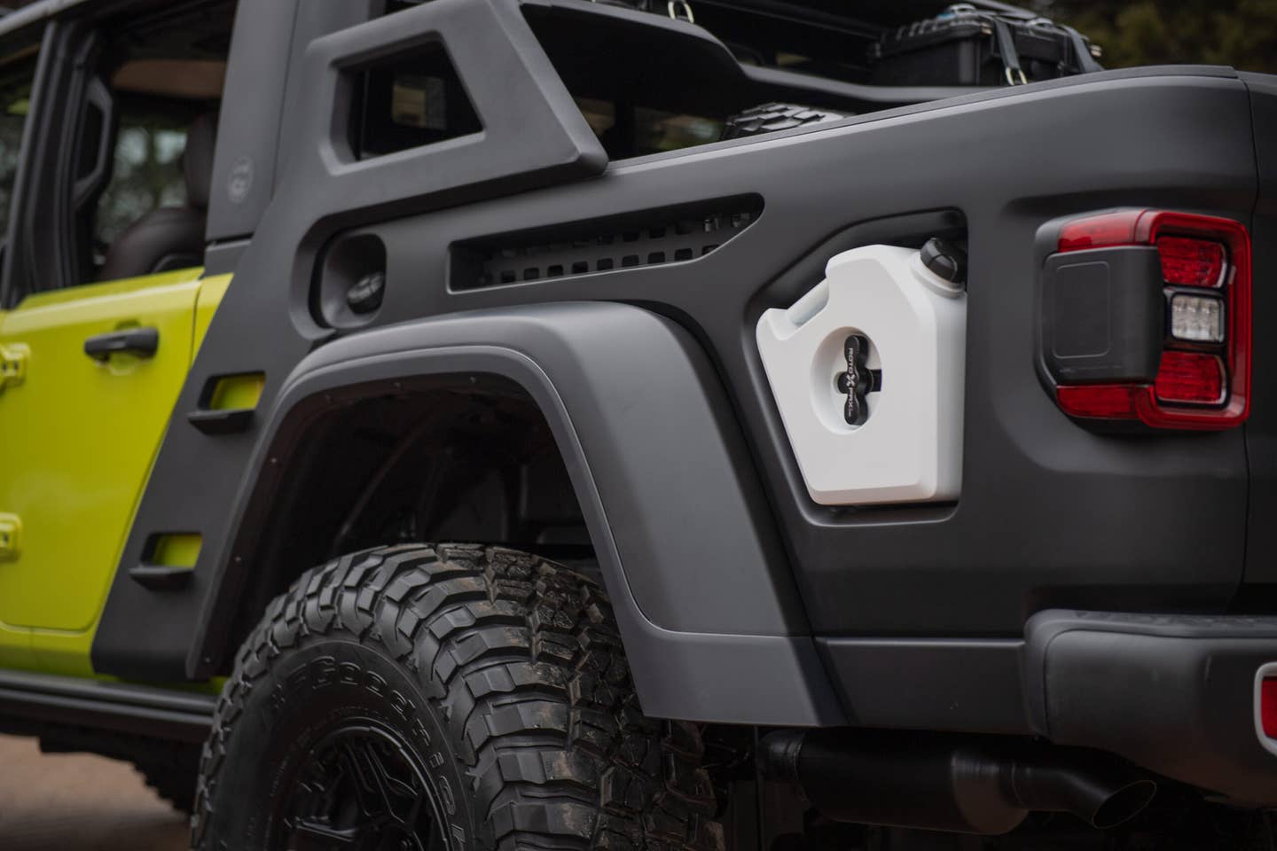 Jeep® Gladiator Rubicon Sideburn Concept
