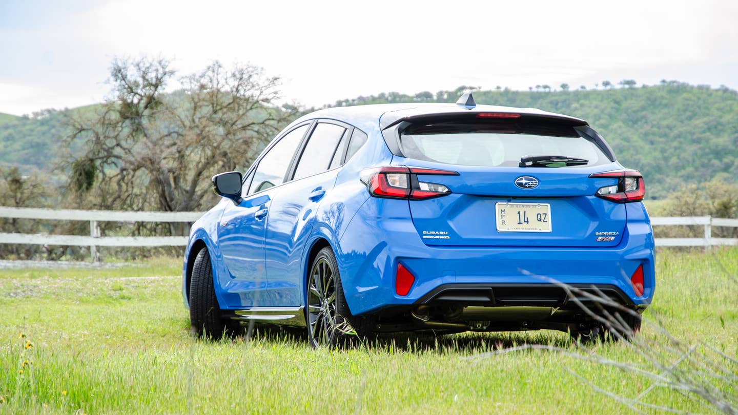 Subaru Reviews photo