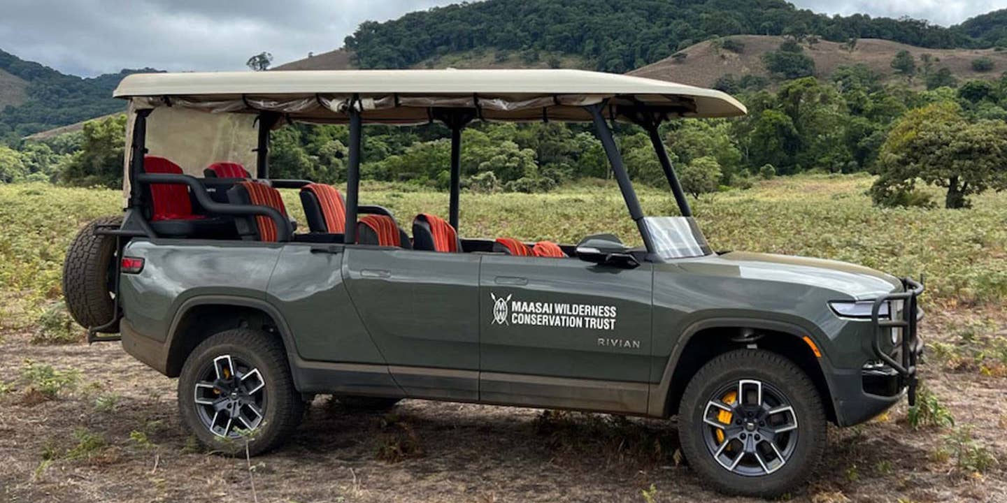 This Rivian R1T Safari Rig Looks Like the Ultimate All-Terrain Golf Cart