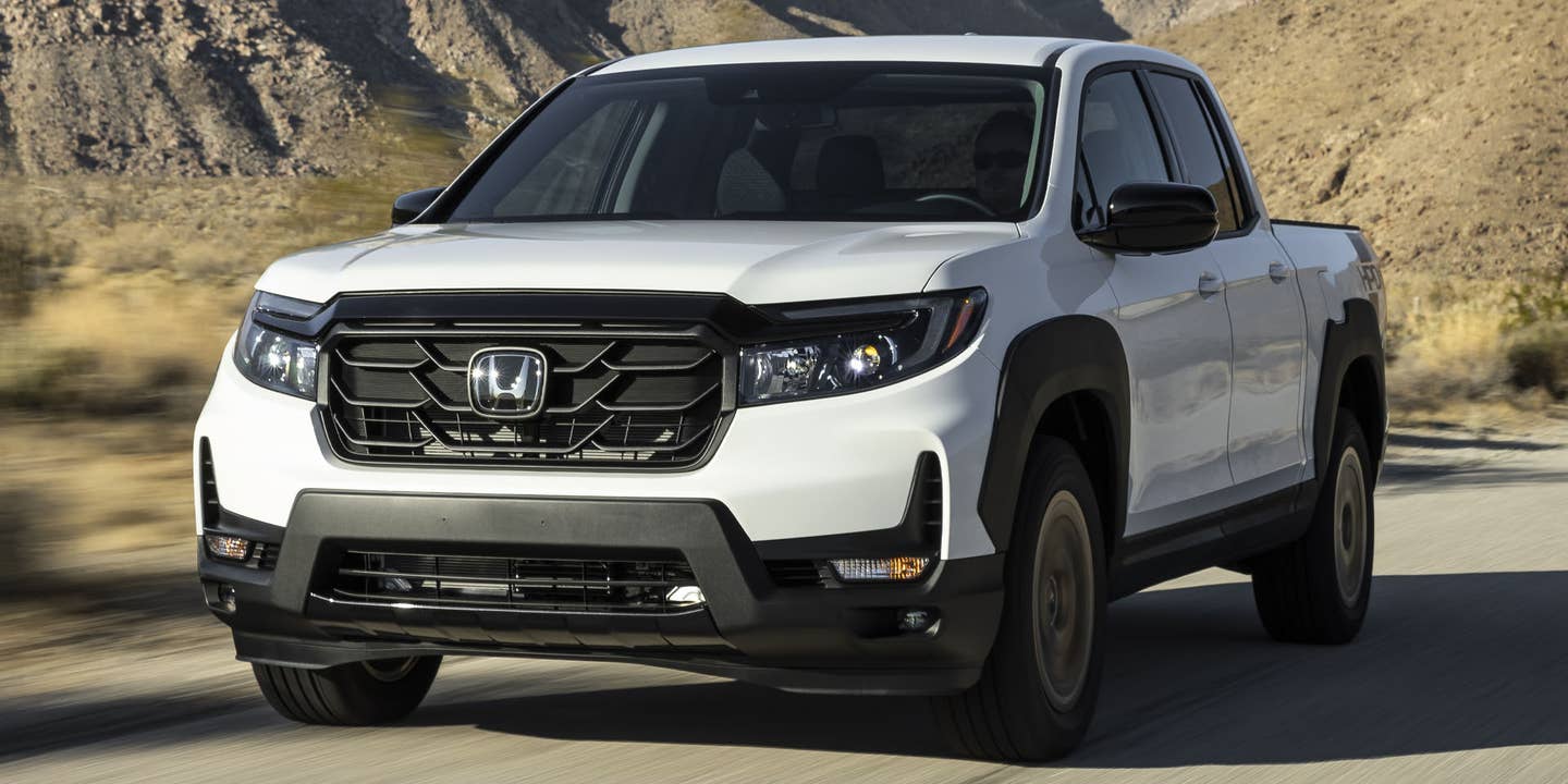 Honda Recalls 330,000 Vans, SUVs for Sideview Mirrors That Can’t Stop Shaking