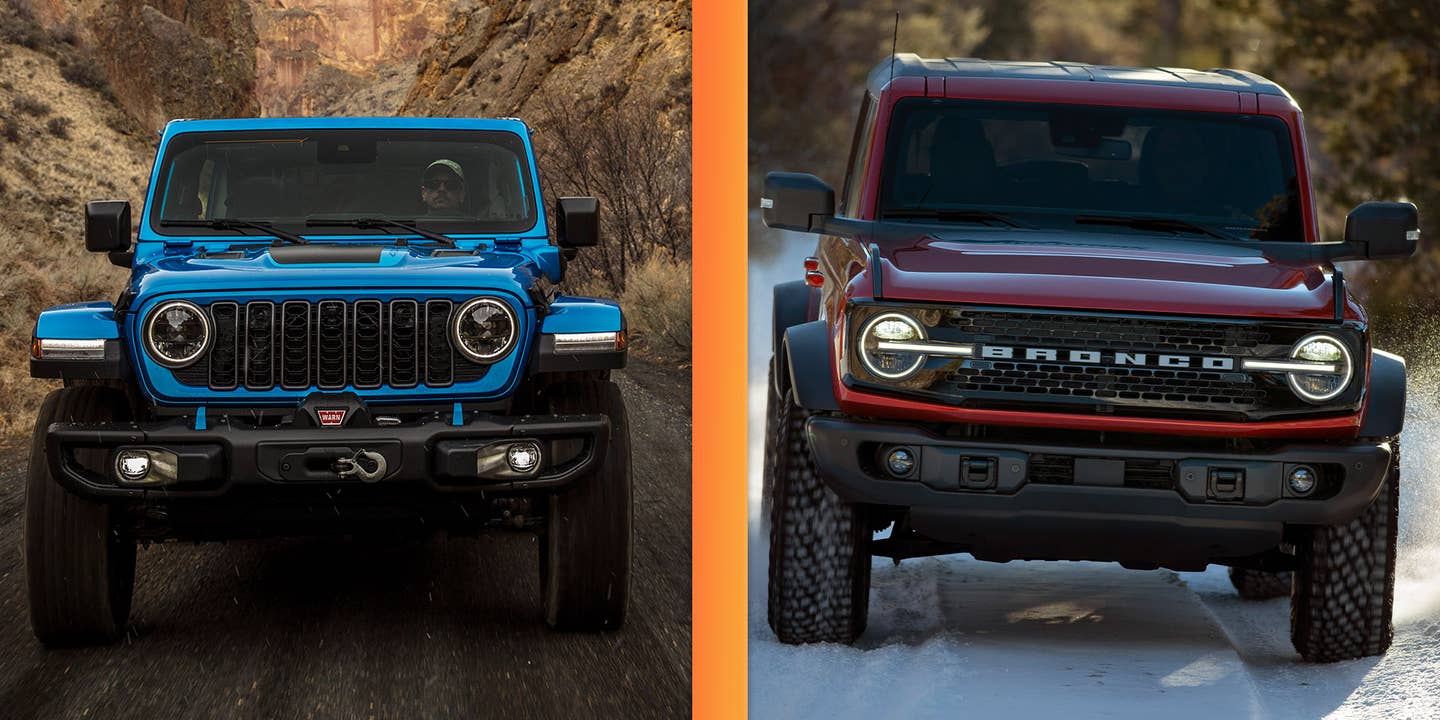 2024 Jeep Rubicon X vs 2023 Ford Bronco Wildtrak Hero 2