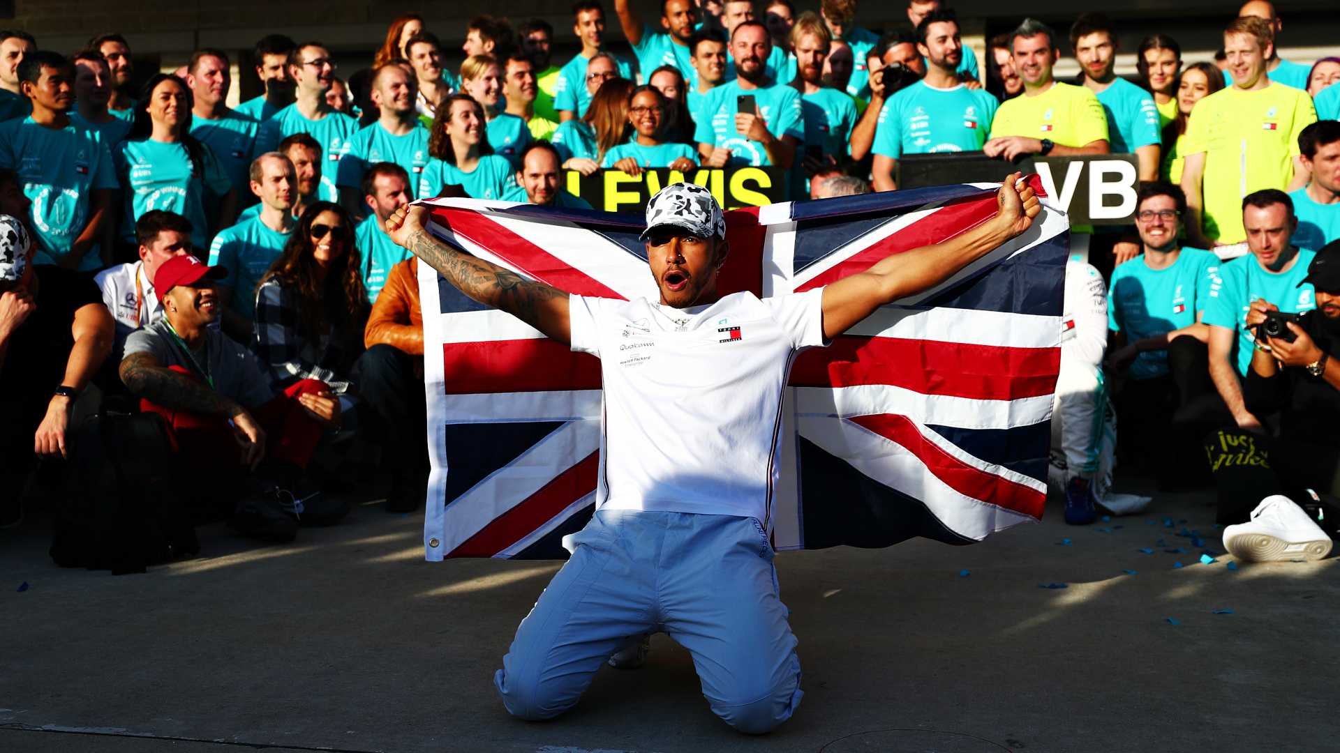 Lewis Hamilton Sees Himself at Mercedes ‘Until His Last Days’ in F1