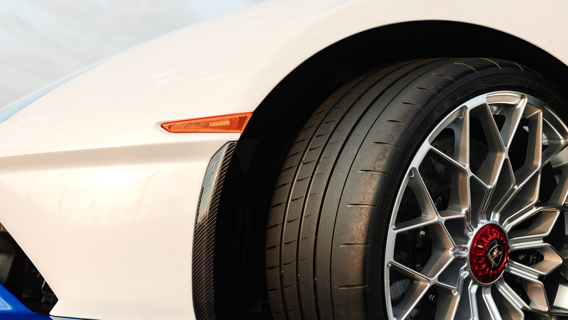 Lane's Super Blue Tire Shine - Best Tire Shine Spray to Dress Car Tires  Auto Detailing