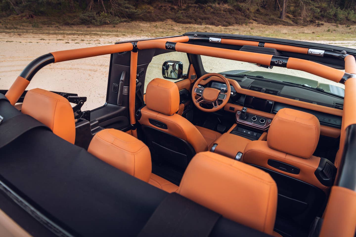 Heritage Customs Valiance Convertible, based on Land Rover Defender 90