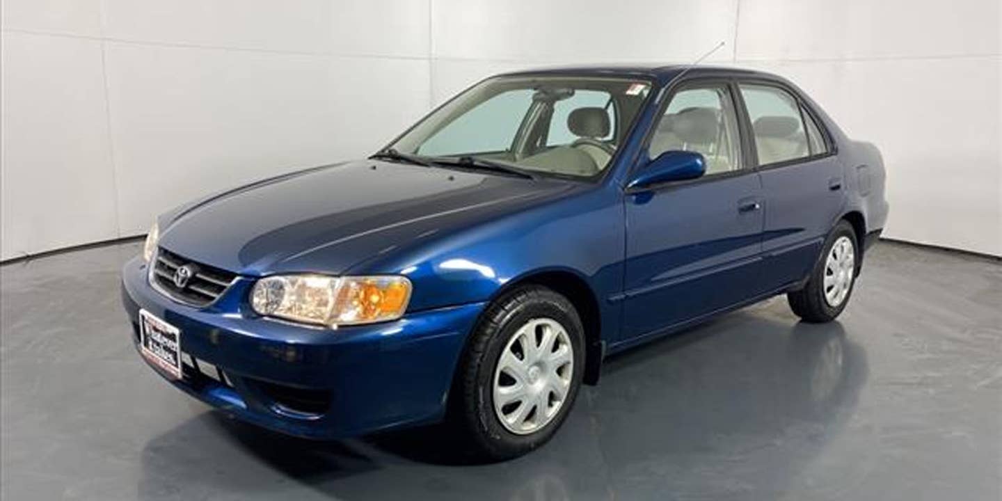 Toyota Dealer Wants $9,000 for an Unremarkable 22-Year-Old Corolla LE